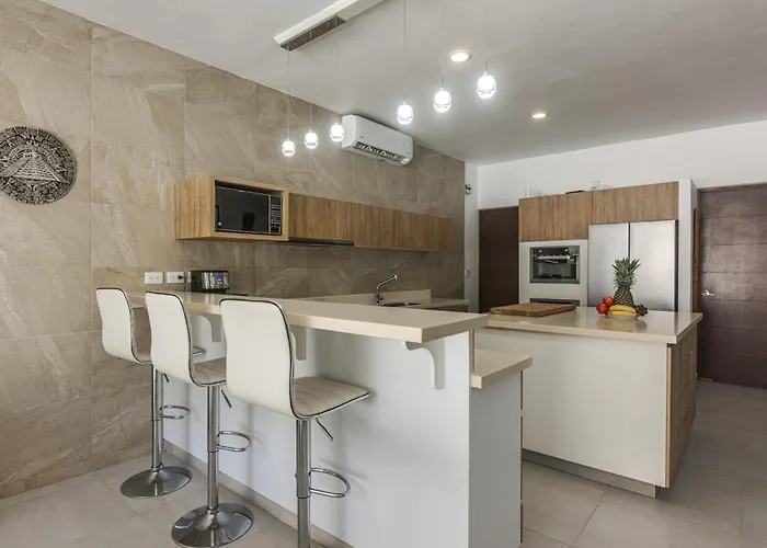 1 Mi To Beach: Luxe W/ Pool Playa del Carmen