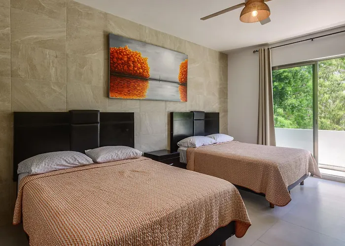 Hébergement de vacances 1 Mi To Beach: Luxe W/ Pool Playa del Carmen